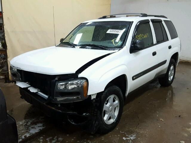 1GNDT13SX32283857 - 2003 CHEVROLET TRAILBLAZE WHITE photo 2