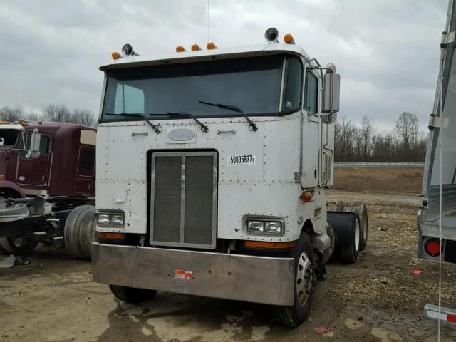 1XP6D69X2TD608891 - 1996 PETERBILT 362 WHITE photo 2