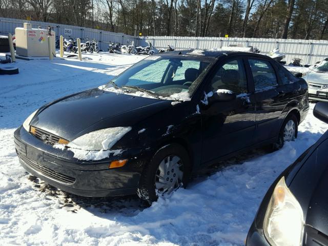 1FAFP33P62W250770 - 2002 FORD FOCUS LX BLACK photo 2