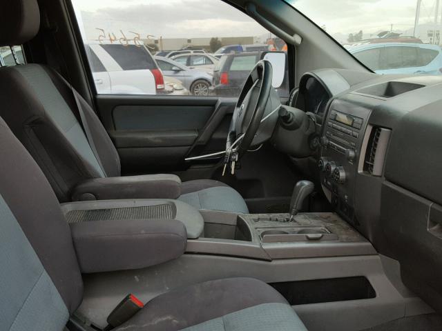 1N6AA06A37N210376 - 2007 NISSAN TITAN XE GRAY photo 5