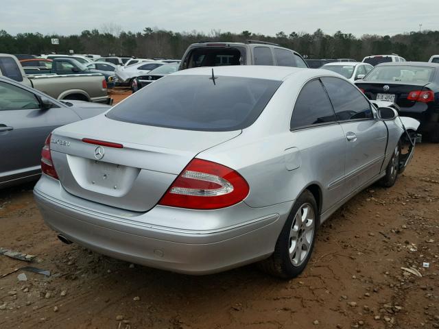 WDBTJ65J04F099094 - 2004 MERCEDES-BENZ CLK 320C SILVER photo 4