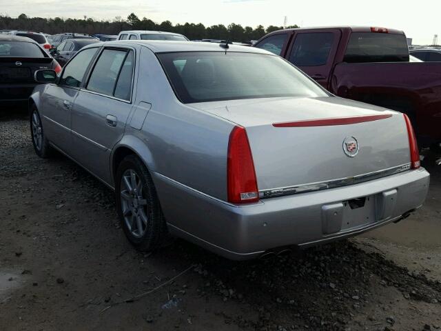 1G6KD57937U201959 - 2007 CADILLAC DTS SILVER photo 3