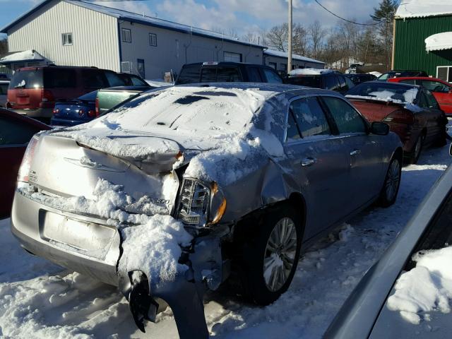 2C3CCAKT5EH173442 - 2014 CHRYSLER 300C SILVER photo 4