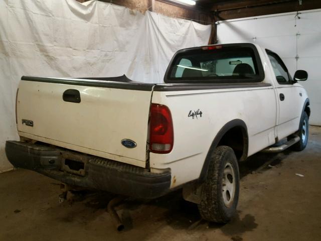 2FTRF18223CA60229 - 2003 FORD F150 WHITE photo 4