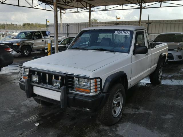 1JTMG64P9JT219948 - 1988 JEEP COMANCHE P WHITE photo 2