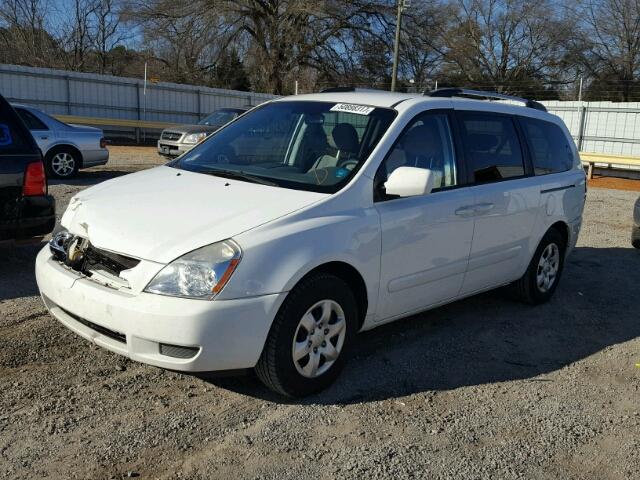 KNDMG4C36A6355375 - 2010 KIA SEDONA LX WHITE photo 2