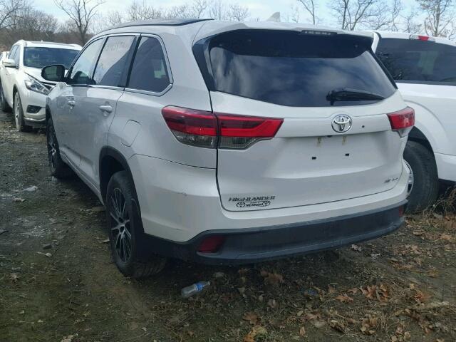 5TDJZRFH6HS508638 - 2017 TOYOTA HIGHLANDER WHITE photo 3