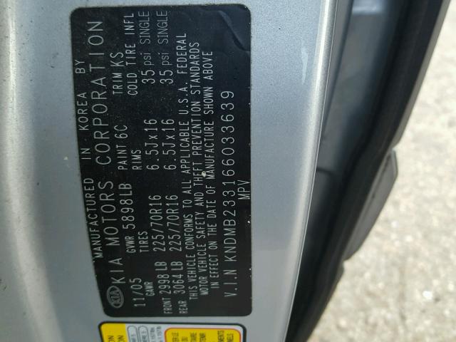 KNDMB233166033639 - 2006 KIA SEDONA EX SILVER photo 10