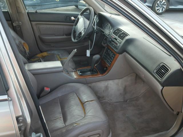 JH4KA7677RC005158 - 1994 ACURA LEGEND LS GOLD photo 5