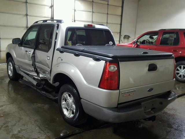 1FMZU77E42UD39003 - 2002 FORD EXPLORER S SILVER photo 3