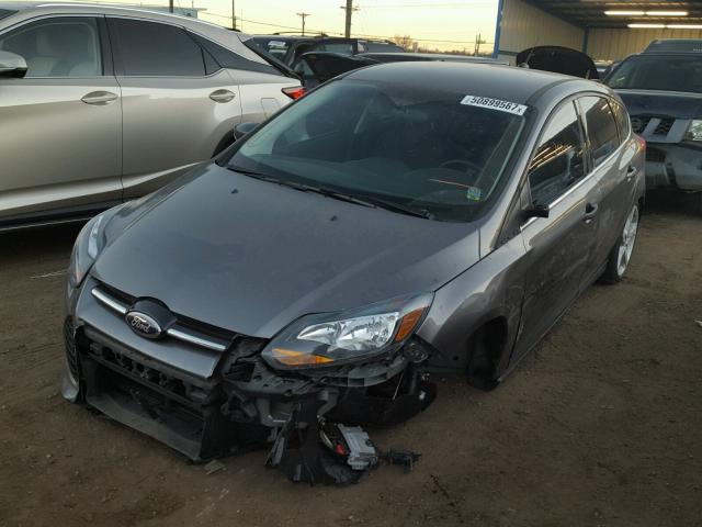 1FADP3N26EL463846 - 2014 FORD FOCUS TITA GRAY photo 2