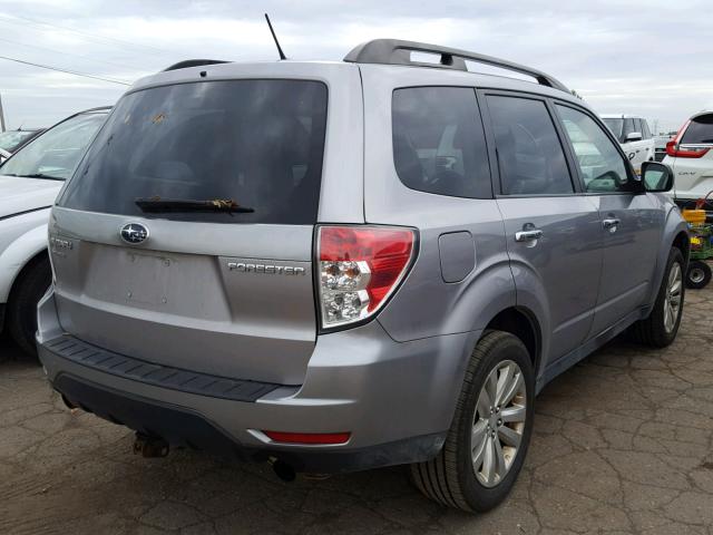 JF2SHBEC7BH711930 - 2011 SUBARU FORESTER L SILVER photo 4