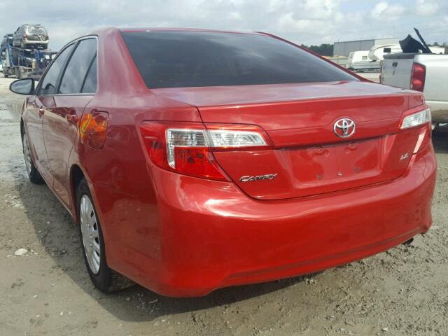 4T1BF1FK5CU550647 - 2012 TOYOTA CAMRY BASE RED photo 3