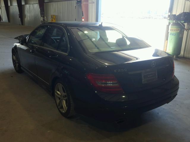 WDDGF4HB1DR243950 - 2013 MERCEDES-BENZ C 250 BLACK photo 3