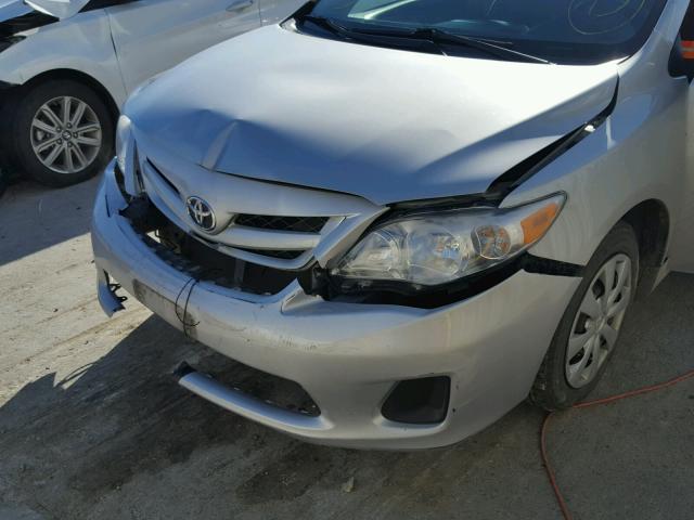 2T1BU4EE5BC713316 - 2011 TOYOTA COROLLA BA SILVER photo 9