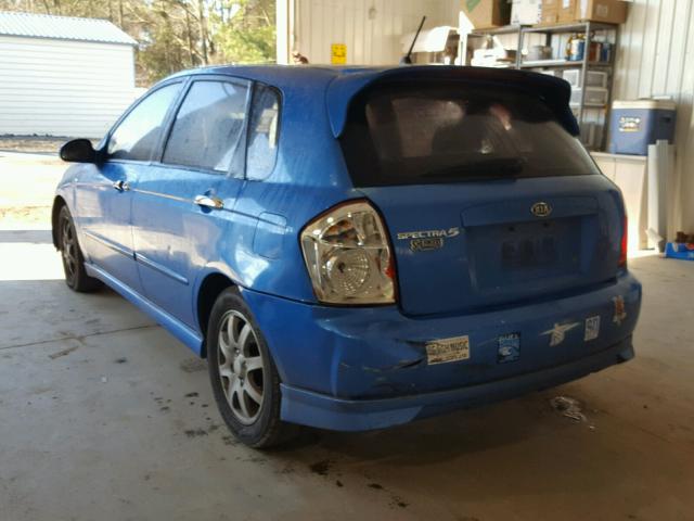 KNAFE161665266827 - 2006 KIA SPECTRA5 BLUE photo 3