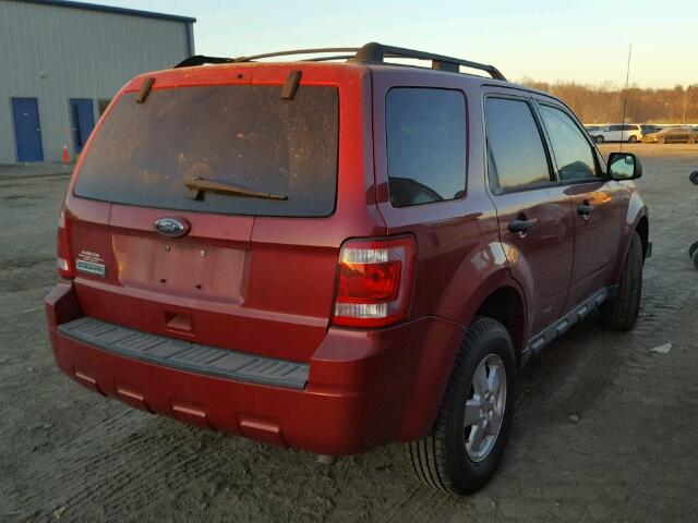 1FMCU0D75BKA54356 - 2011 FORD ESCAPE XLT RED photo 4