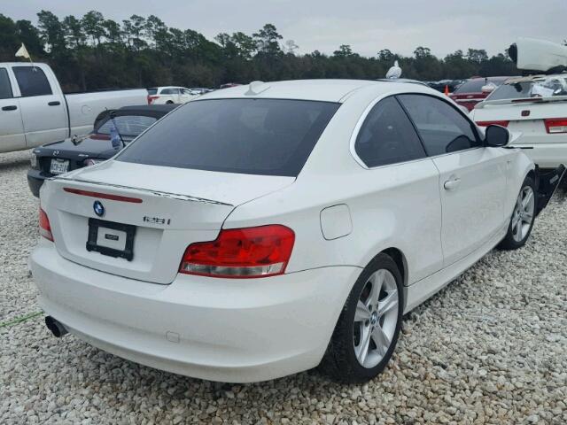 WBAUP7C50CVP24093 - 2012 BMW 128 I WHITE photo 4