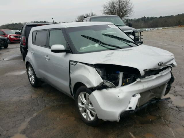 KNDJP3A53F7798862 - 2015 KIA SOUL + SILVER photo 1