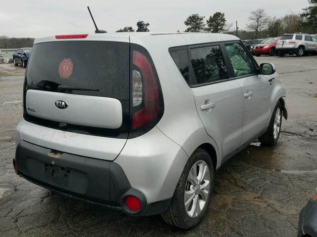 KNDJP3A53F7798862 - 2015 KIA SOUL + SILVER photo 4