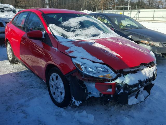 1FAHP3F24CL168564 - 2012 FORD FOCUS SE RED photo 1