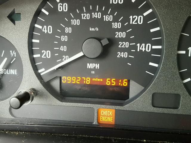 4USCH7320VLE02406 - 1997 BMW Z3 1.9 SILVER photo 8