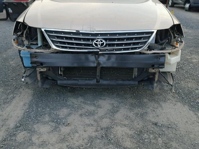 4T1BF28BX3U277790 - 2003 TOYOTA AVALON XL GOLD photo 9