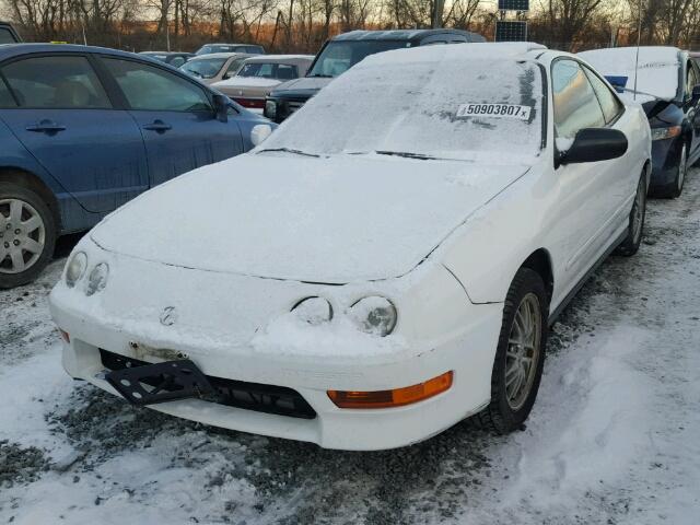 JH4DC4455YS014464 - 2000 ACURA INTEGRA LS WHITE photo 2