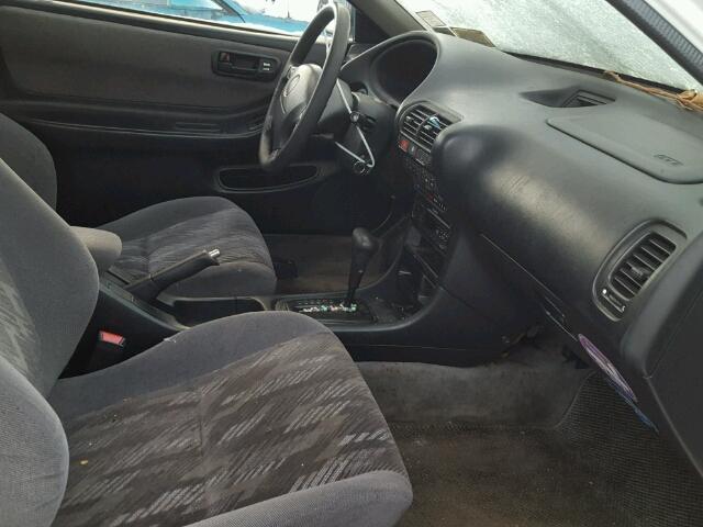 JH4DC4455YS014464 - 2000 ACURA INTEGRA LS WHITE photo 5