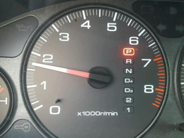 JH4DC4455YS014464 - 2000 ACURA INTEGRA LS WHITE photo 9