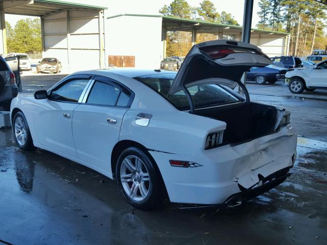 2B3CL3CGXBH591467 - 2011 DODGE CHARGER WHITE photo 3