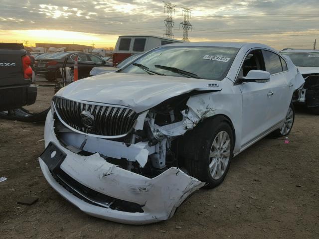 1G4GB5GR6FF208072 - 2015 BUICK LACROSSE WHITE photo 2