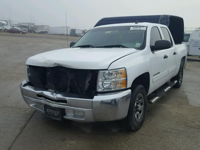 3GCPCREA5CG261068 - 2012 CHEVROLET SILVERADO WHITE photo 2