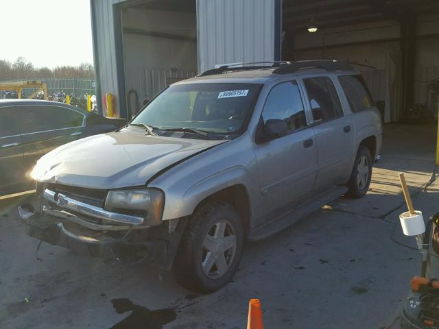 1GNET16S836187010 - 2003 CHEVROLET TRAILBLAZE GRAY photo 2