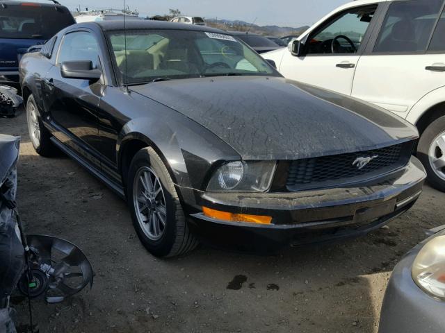 1ZVFT80N755167426 - 2005 FORD MUSTANG BLACK photo 1