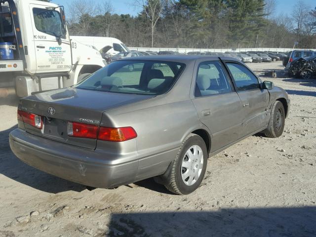 JT2BG22K4Y0415566 - 2000 TOYOTA CAMRY CE SILVER photo 4