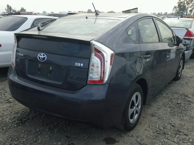 JTDKN3DU2F1968838 - 2015 TOYOTA PRIUS GRAY photo 4