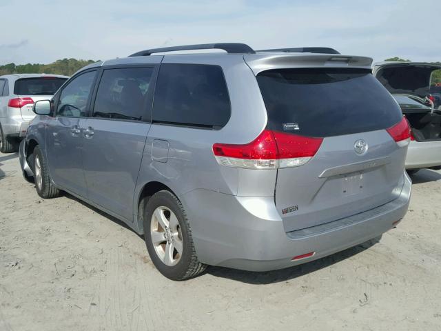 5TDKA3DC8BS006270 - 2011 TOYOTA SIENNA BAS SILVER photo 3