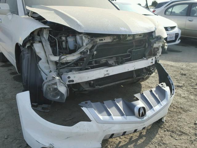 5J8TB18217A017477 - 2007 ACURA RDX WHITE photo 9