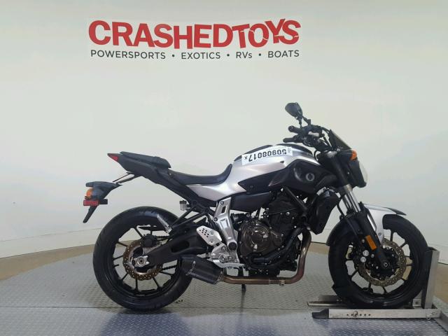 JYARM06E3HA012191 - 2017 YAMAHA FZ07 SILVER photo 1