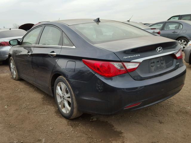 5NPEC4AC5DH729424 - 2013 HYUNDAI SONATA SE BLUE photo 3