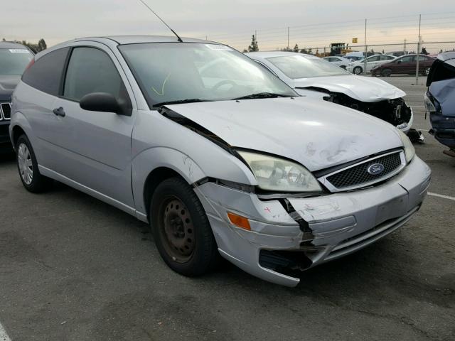 1FAFP31NX7W179243 - 2007 FORD FOCUS ZX3 SILVER photo 1