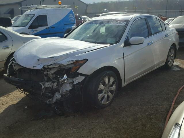 1HGCP36829A040435 - 2009 HONDA ACCORD EXL WHITE photo 2