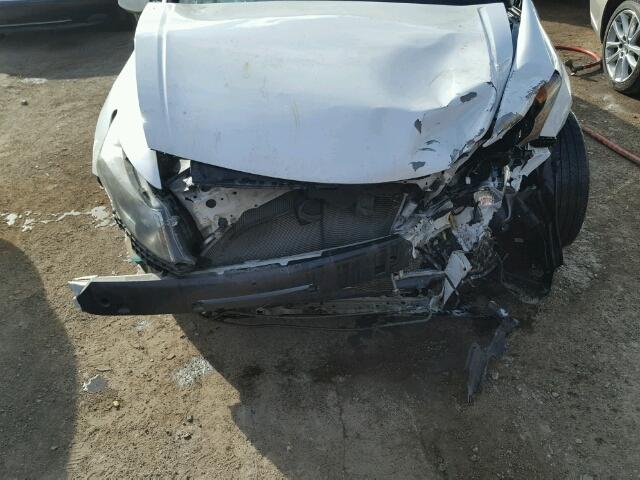 1HGCP36829A040435 - 2009 HONDA ACCORD EXL WHITE photo 7