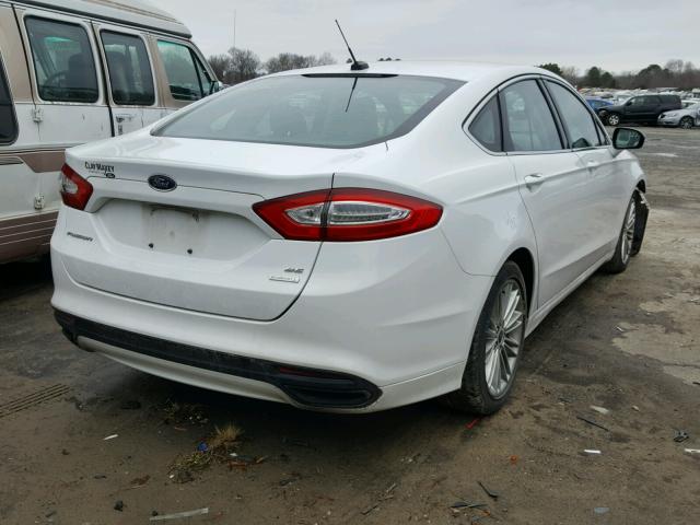 3FA6P0H90DR220789 - 2013 FORD FUSION SE WHITE photo 4