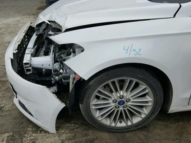 3FA6P0H90DR220789 - 2013 FORD FUSION SE WHITE photo 9