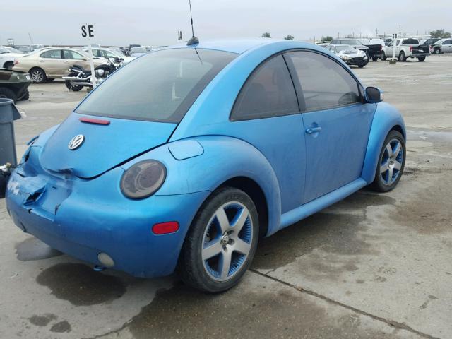 3VWGK31CX4M421470 - 2004 VOLKSWAGEN NEW BEETLE 蓝色 照片 4