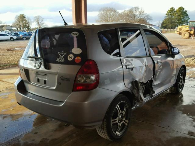 JHMGD38478S050372 - 2008 HONDA FIT SILVER photo 4