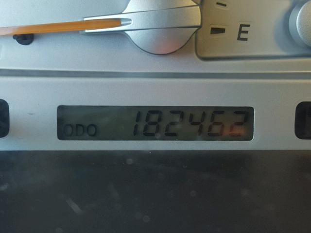 JTDBE32K620116624 - 2002 TOYOTA CAMRY LE ვერცხლისფერი ფოტო 8