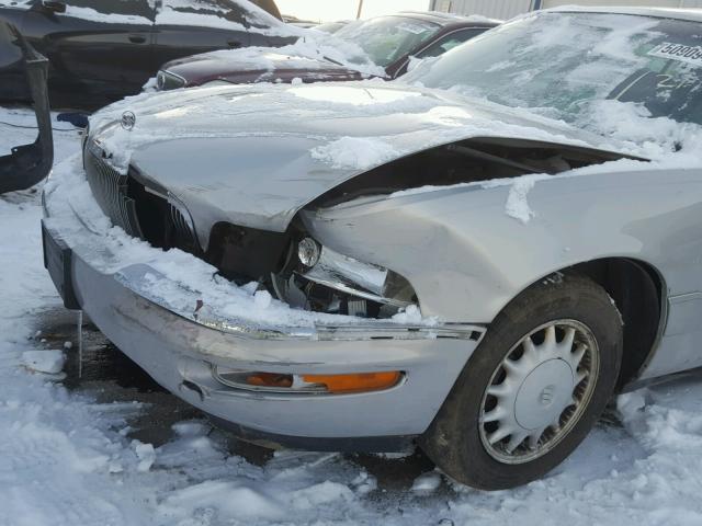 1G4CW52K6W4614376 - 1998 BUICK PARK AVENU SILVER photo 9